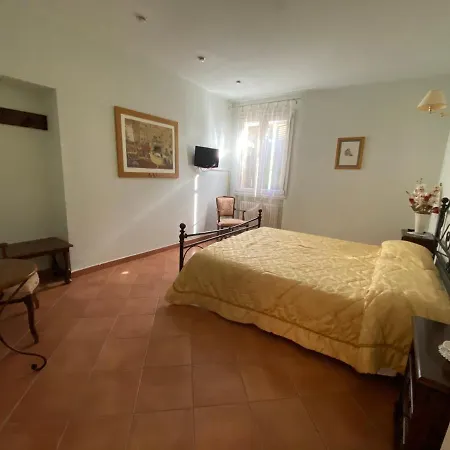 مزرعة للإقامة Agriturismo La Chiusola